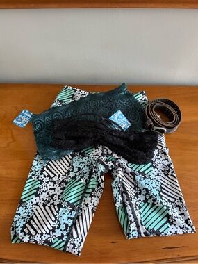 Free People Lot - XS Workout Pants, Two Bralettes, Leather Belt Size S/M